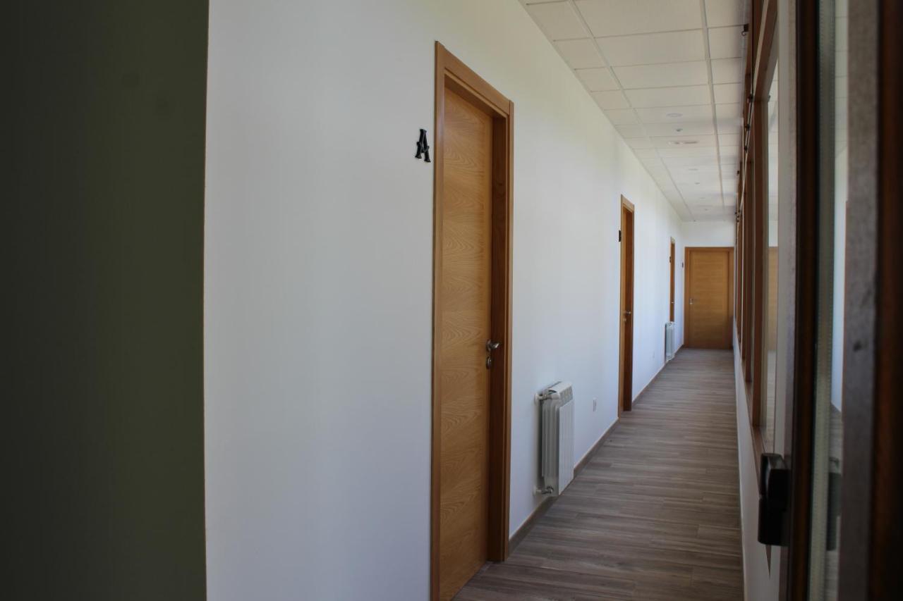 Pension Albergue O Pedregal Lourenza Ngoại thất bức ảnh