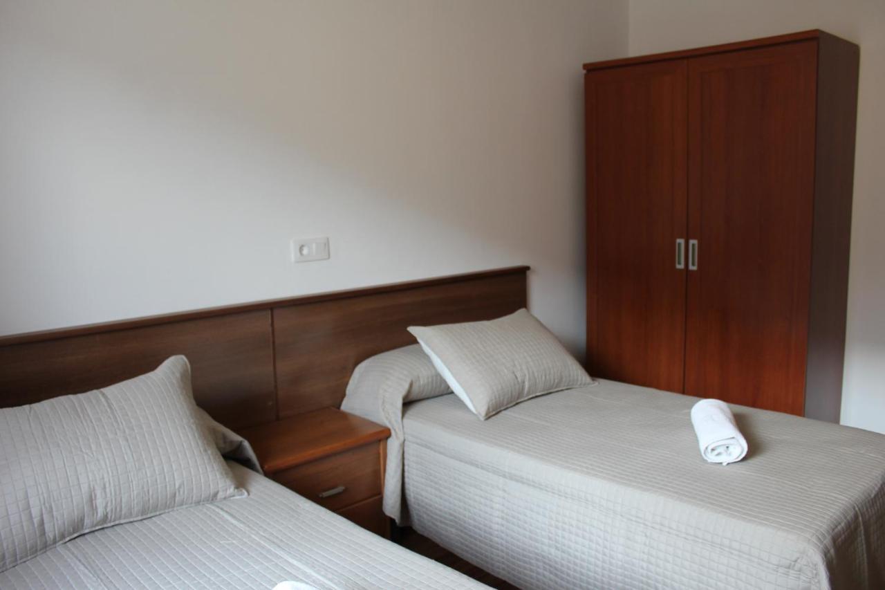 Pension Albergue O Pedregal Lourenza Ngoại thất bức ảnh
