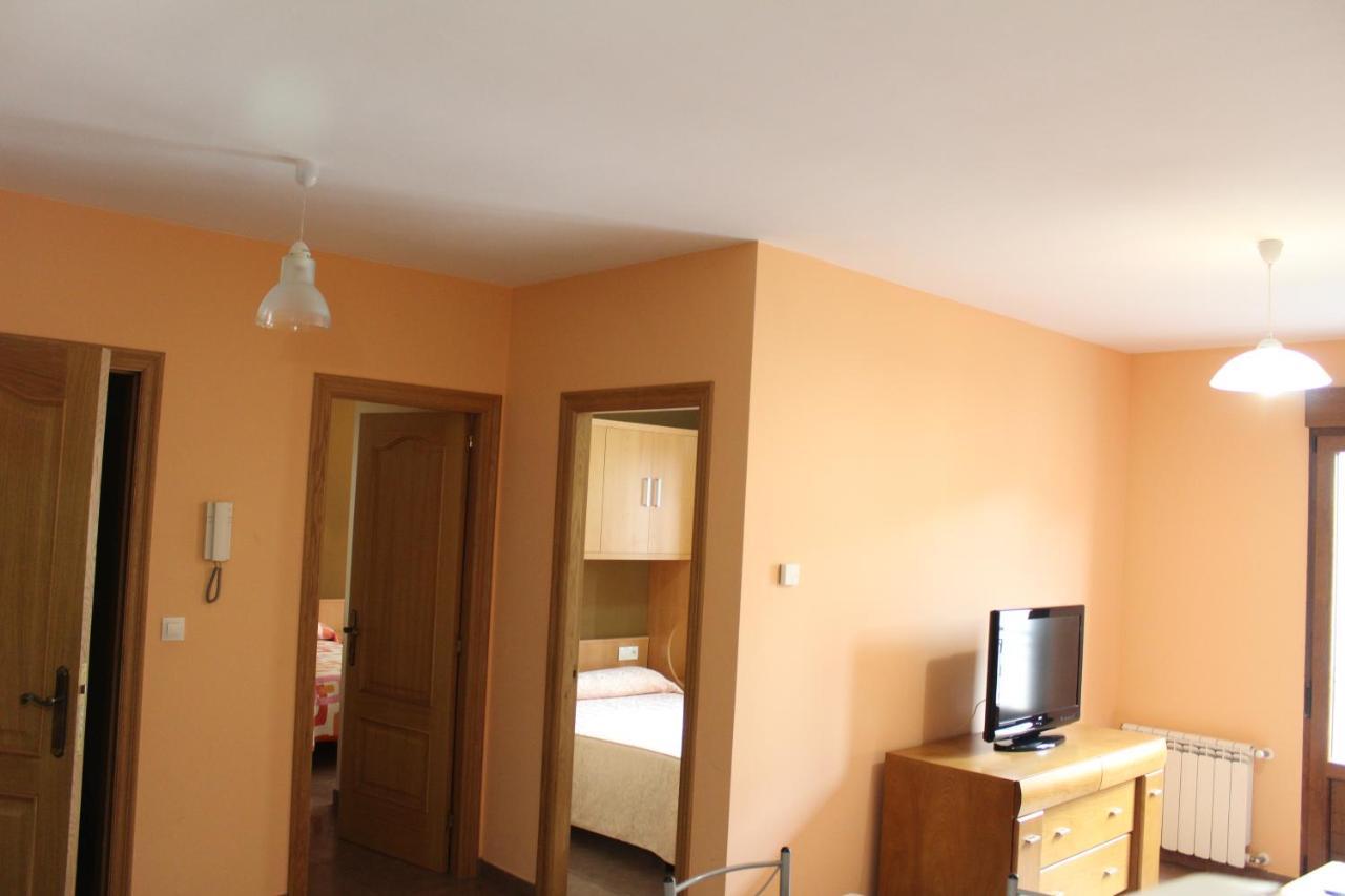 Pension Albergue O Pedregal Lourenza Ngoại thất bức ảnh