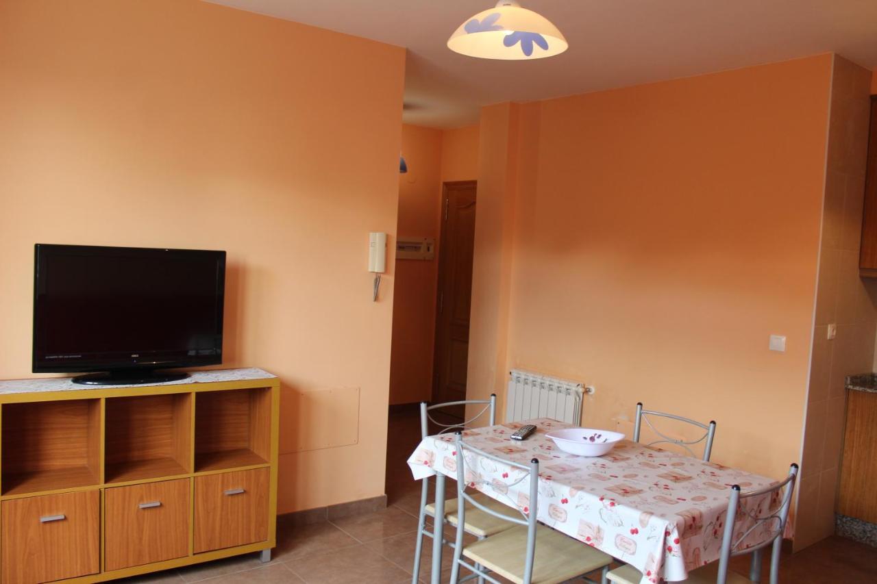 Pension Albergue O Pedregal Lourenza Ngoại thất bức ảnh